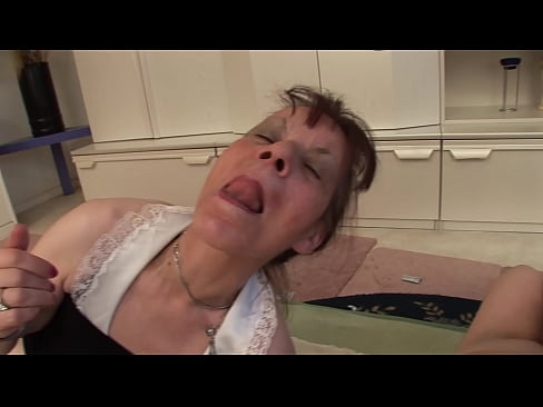 ❤️ Zwei Großmütter und ein Großvater haben einen Dreier ️❌ Porn video bei uns de.risegame.top ﹏